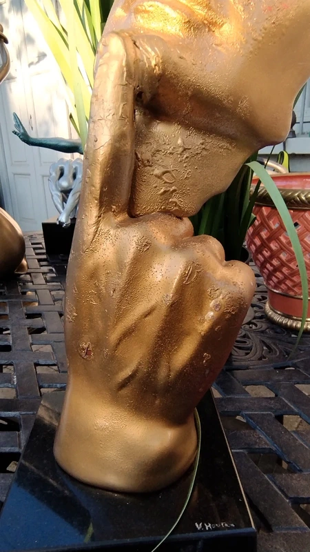scultura stille oro firmato v. houten scultura stille oro firmato v. houten