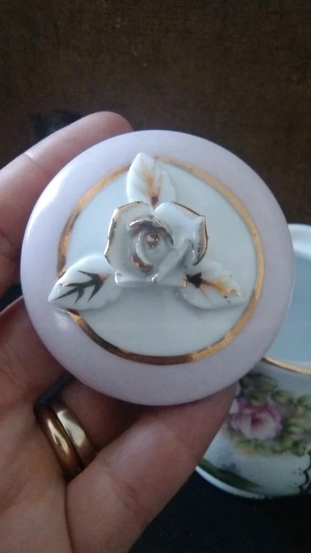 piccola teiera rose porcellana meissen dipinta a mano piccola teiera rose porcellana meissen dipinta a mano