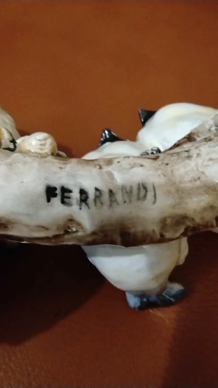uccellini cince in ceramica su ramo firma ferrandi vimodrone italy uccellini cince in ceramica su ramo firma ferrandi vimodrone italy