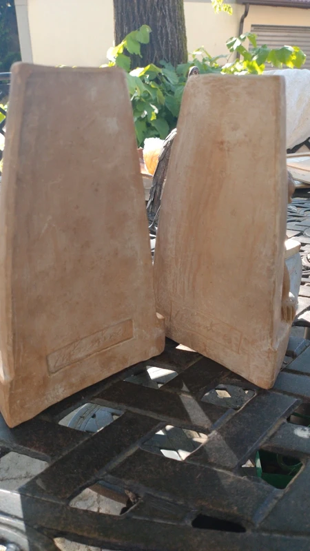 coppia fermalibro artigianale terracotta firmati komoves ungheria coppia fermalibro artigianale terracotta firmati komoves ungheria