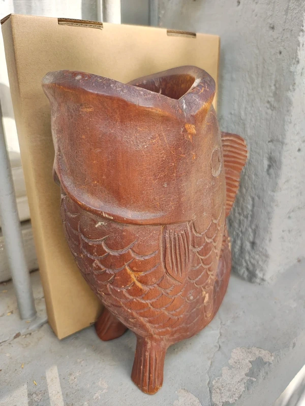 vaso brocca in legno intagliato a forma di carpa koi vaso brocca in legno intagliato a forma di carpa koi