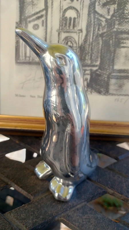 pinguino in ceramica argentata pinguino in ceramica argentata