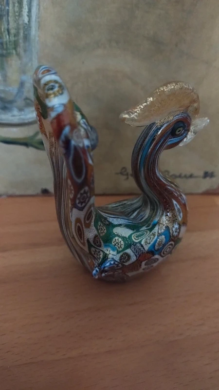gallina in vetro murano con murrine millefiori e oro gallina in vetro murano con murrine millefiori e oro