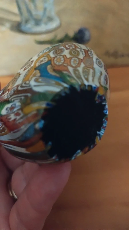gallina in vetro murano con murrine millefiori e oro gallina in vetro murano con murrine millefiori e oro