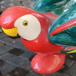 statuetta vintage di pappagallo in ceramica goebel del 1984