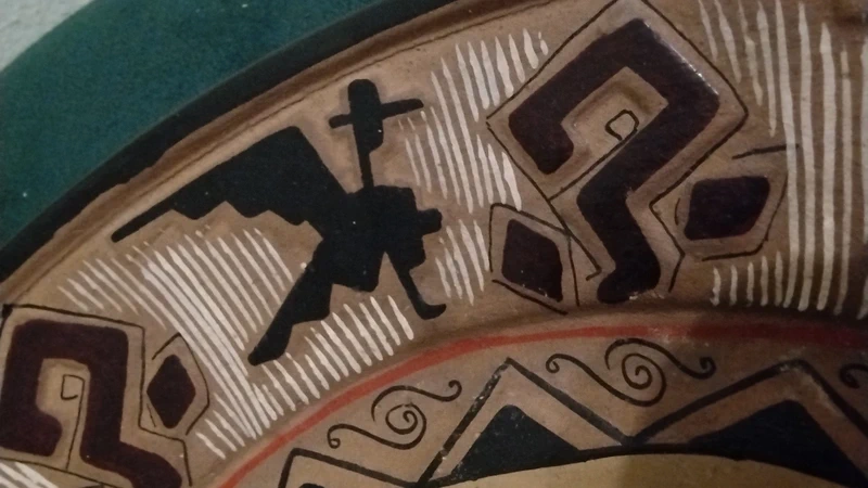 coppia di piatti in ceramica sarda dipinti a mano coppia di piatti in ceramica sarda dipinti a mano
