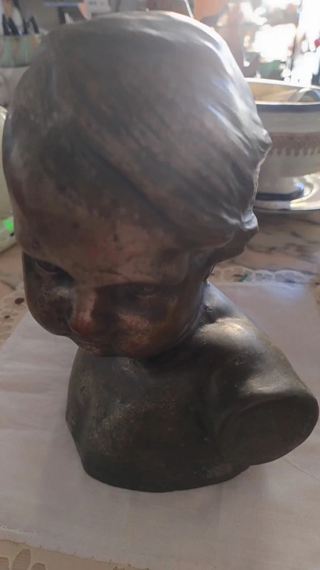 antico busto testa di bambino in terracotta e lamina argentata antico busto testa di bambino in terracotta e lamina argentata