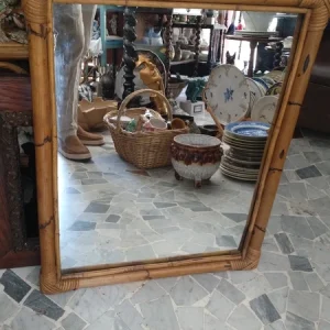 specchio rettangolare in bambù vimini vintage